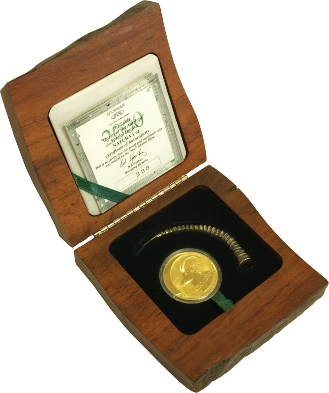 2000 1oz Natura Gold Coin Sable Boxed