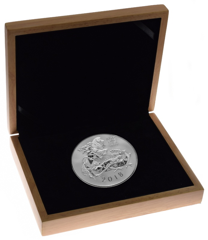 2018 Royal Mint Valiant 10oz Silver Coin Boxed