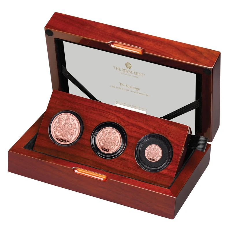 2022 Proof Gold Sovereign 3 Coin Standard Set Boxed